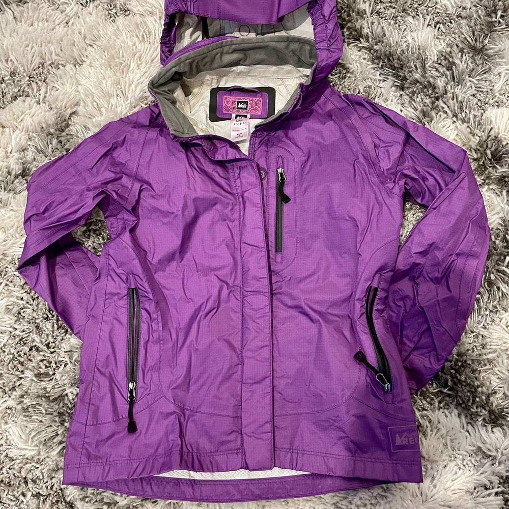 REI rain coat for girls